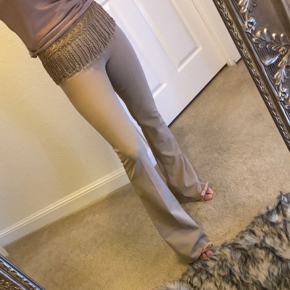 Unique Pants - Picture 15 of 17